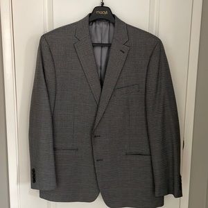Ralph Lauren Gray sports coat with Black, Brown and Blue pattern. Size 46R